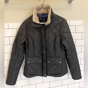Barbour quilted bomber women’s jacket navy size 4 Sherpa collar